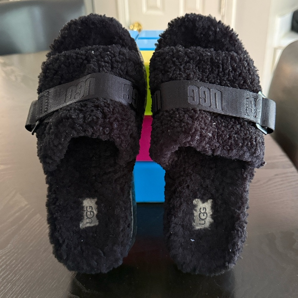 UGG Black Fuzzy Open-Toe Slides - Picture 13 of 16
